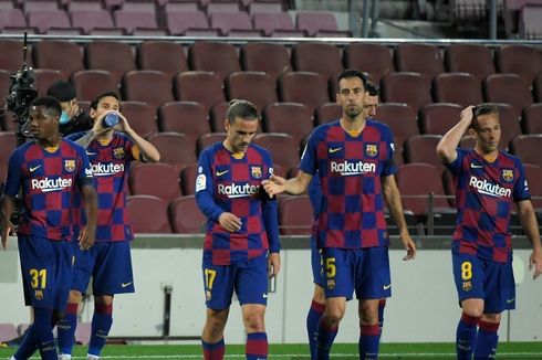 Telat Masuk ke Lapangan, Barcelona Kena 