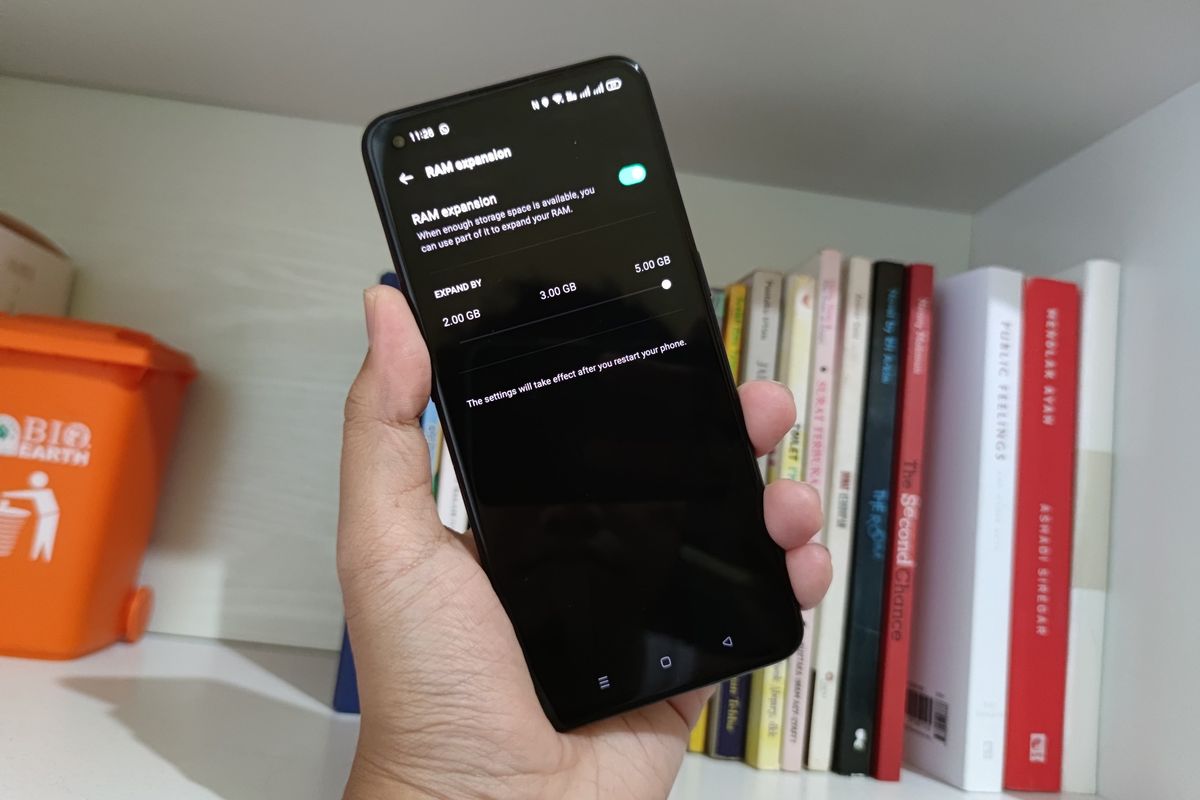 Ilustrasi fitur RAM Expansion di Oppo Reno6.