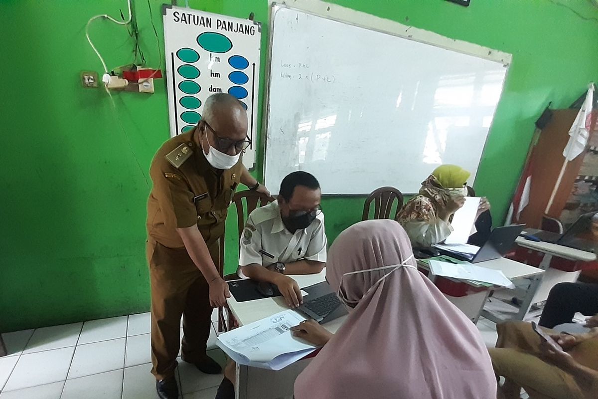 Situasi posko PPDB Kota Bekasi, Senin (14/6/2021).