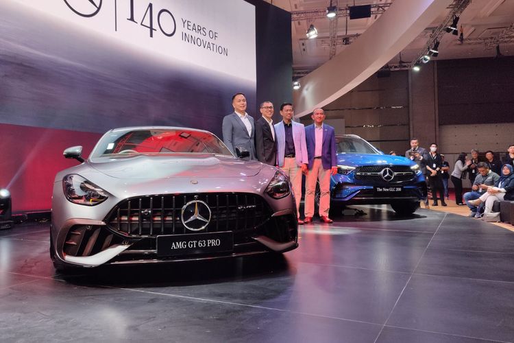  The All New Mercedes-AMG GT 63 PRO dan The New GLC 200 Meluncur di GIIAS 2026