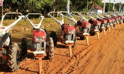 Unit Pengelola Jasa Alsintan Kebanjiran Order pada Musim Panen Raya