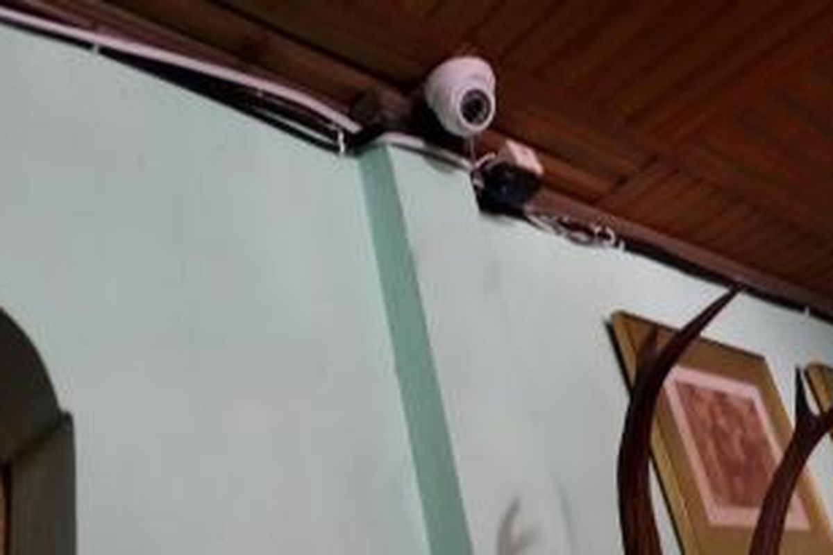 CCTV di rumah kos Yuwai Noni