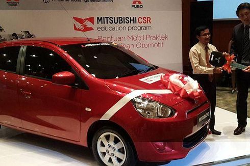 Mitsubishi Mirage Dibagikan Gratis untuk 8 Sekolah