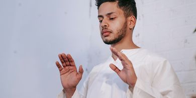 Niat Sholat Taubat 2 Rakaat: Arab, Latin, Arti, dan Tata Caranya