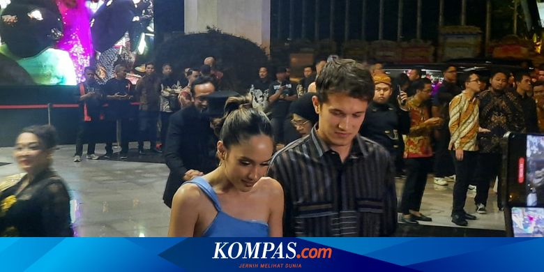 Hadiri Ngunduh Mantu Al Ghazali dan Alyssa, Cinta Laura Akui Salah Kostum