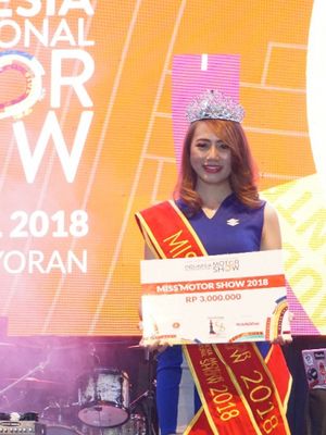 Miss Motor Show 2018 adalah Novita Sari dari Suzuki.