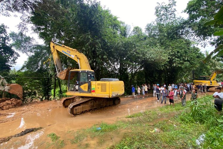 Kondisi terkini jalan Pariaman-Malalak pada Sabtu (9/3/2024) pukul 00.38 WIB sudah bisa dilalui dan berfungsi dengan baik sehingga dapat digunakan sebagai jalur evakuasi serta penyaluran logistik. PT Hutama Karya (Persero) menurunkan alat berat pada Jumat (8/3/2024).