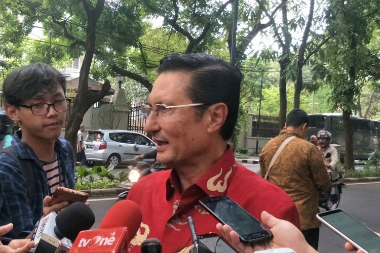 Wakil Ketua MPR Fadel Muhammad saat ditemui di kediaman Megawati Soekarnoputri, Jalan Teuku Umar, Menteng, Jakarta Pusat, Kamis (10/10/2019).