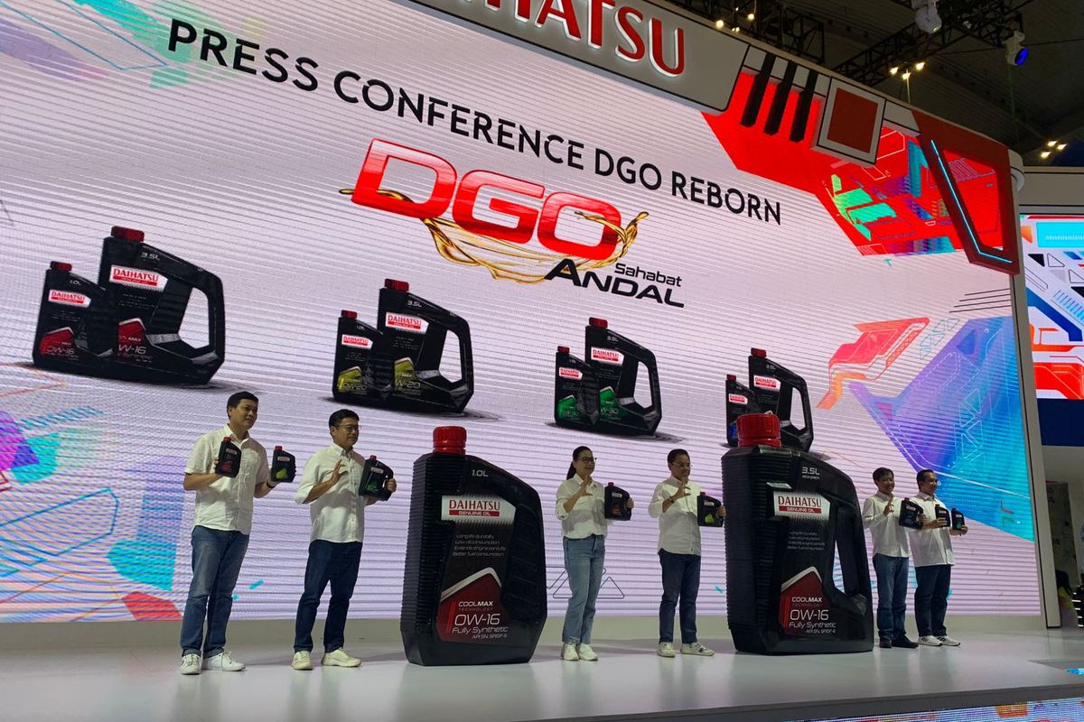 PT Astra Daihatsu Motor meluncurkan Daihatsu Genuine Oil kemasan baru