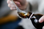 Hukum Mengonsumsi Obat Mengandung Alkohol Menurut Islam, Boleh atau Tidak? Ini Penjelasan MUI
