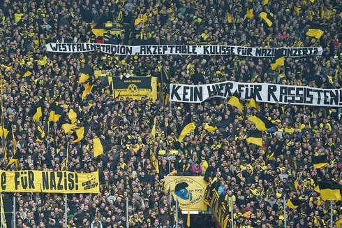 Dortmund Terima Penghargaan Equal Game 2019 karena Melawan Rasisme