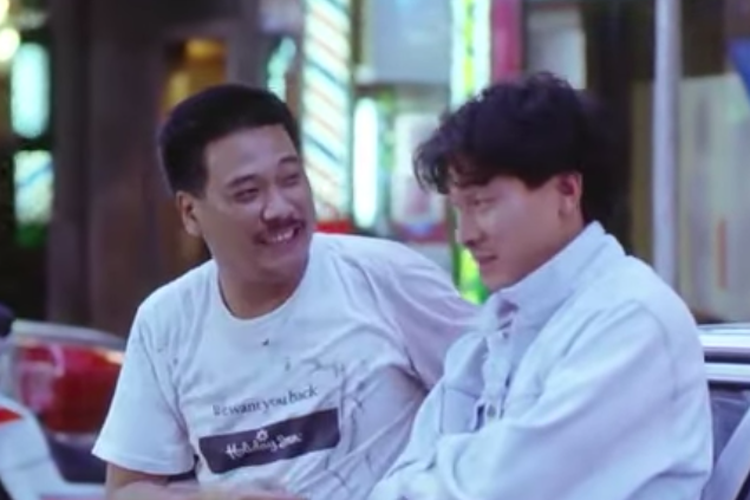 Ng Man Tat dan Andy Lau dalam film A Moment of Romance