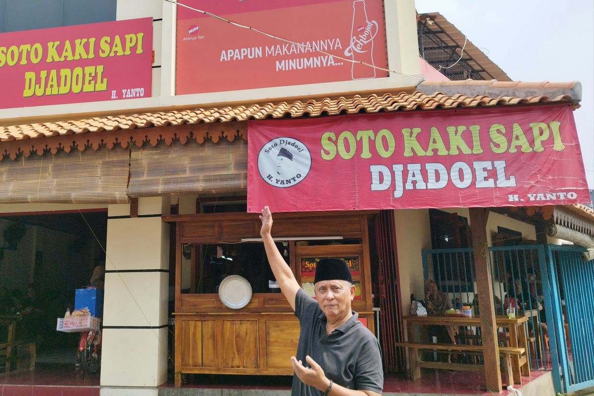 Yanto, pemilik bisnis Soto Gragot Kaki Sapi Djadoel H. Yanto 