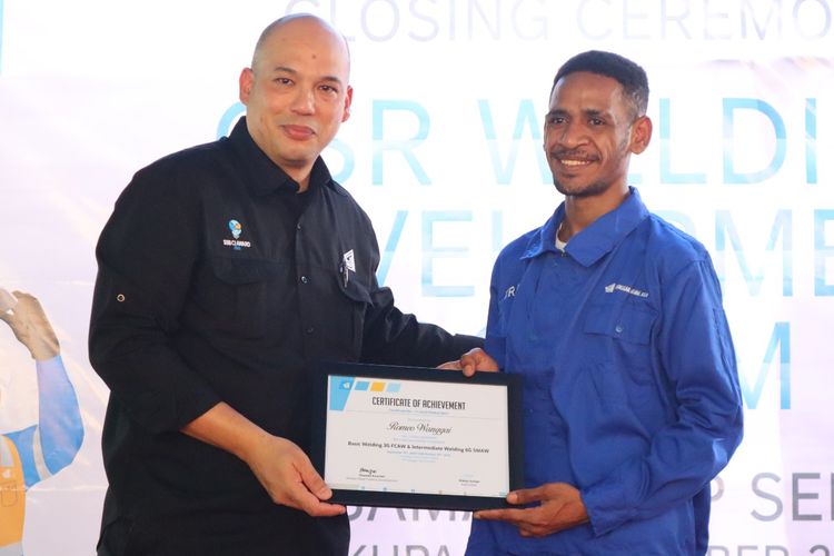 Anak usaha PT ABM Investama (ABM) Tbk, yakni PT Sanggar Sarana Baja (SSB), meluluskan 15 peserta Welding Development Program (WDP) di Kalimantan Timur.