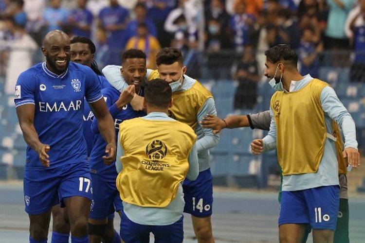 Selebrasi pemain Al Hilal ketika merayakan gol Nasser Al-Dawsari ke gawang Pohang Steelers pada final Liga Champions Asia yang berlangsung di  King Fahd International Stadium pada Selasa (23/11/2021).