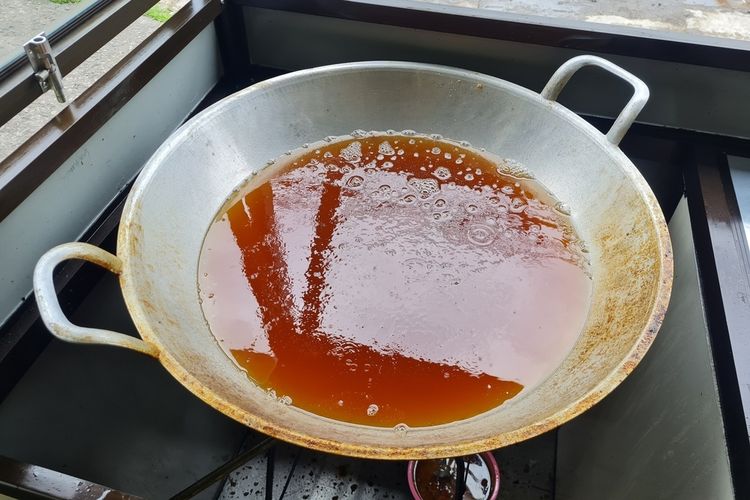 Ini Ciri-ciri Minyak Goreng di Dapur Harus Diganti