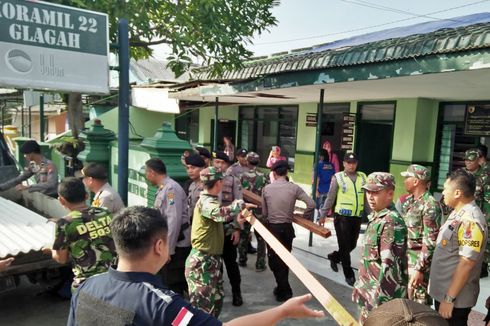 Polisi Beri Bantuan untuk Koramil yang Rusak Terkena Angin Puting Beliung