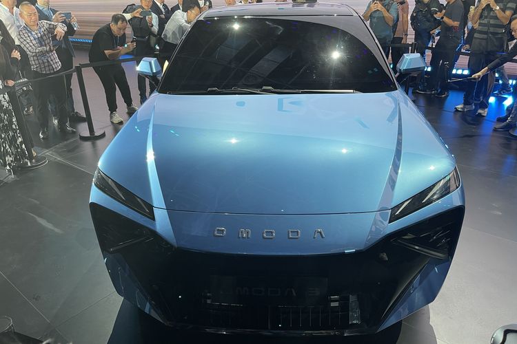 Tampak Depan Omoda C3