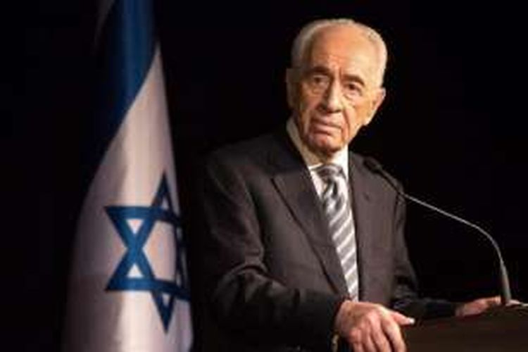 Mantan Presiden Israel dan peraih Hadiah Nobel Perdamaian, Shimon Peres, wafat dalam usia 93 tahun pada Rabu (28/9/2016) di Tel Aviv, Israel. Foto ini diambil pada Juli 2014.