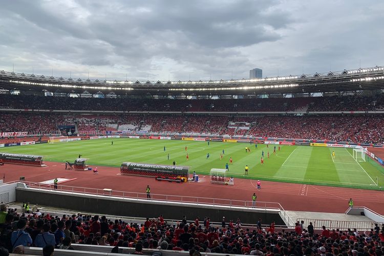 Suasana pertandingan Grup A Piala AFF 2022 Indonesia vs Thailand di Stadion Utama Gelora Bung Karno, Senayan, Jakarta, Kamis (29/12/2022).