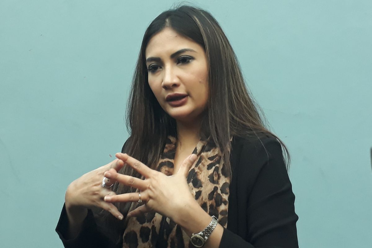 Natalie Sarah ketika dijumpai wartawan setelah mengisi acara bincang-bincang di kawasan Mampang, Jakarta Selatan, Selasa (19/9/2017).