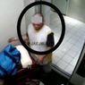 Saat Senyum Terduga Pembuang Jasad Perempuan di Tol Becakayu Terekam CCTV Lift Apartemen…