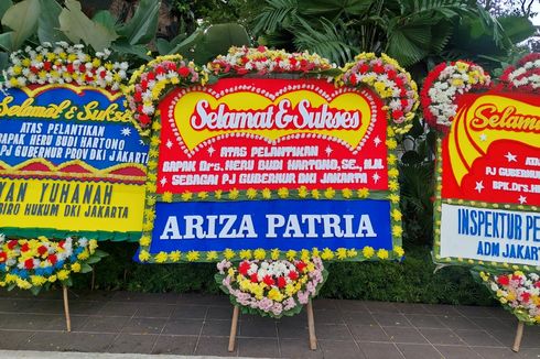 Balai Kota DKI Dipenuhi Karangan Bunga Ucapan Selamat atas Pelantikan Pj Gubernur Heru