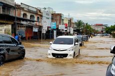 Tanggul Sungai Jebol, Permukiman hingga Ruas Jalan Medan-Banda Aceh Terendam Banjir