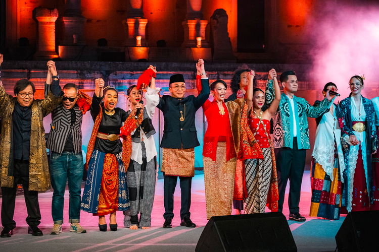 KBRI Sofia menggelar pertunjukkan Seni dan Budaya Harmonature: Harmonizing the Nature of Nusantara, di Kota Tua Plovdiv, Bulgaria, Kamis (8/6/2023).