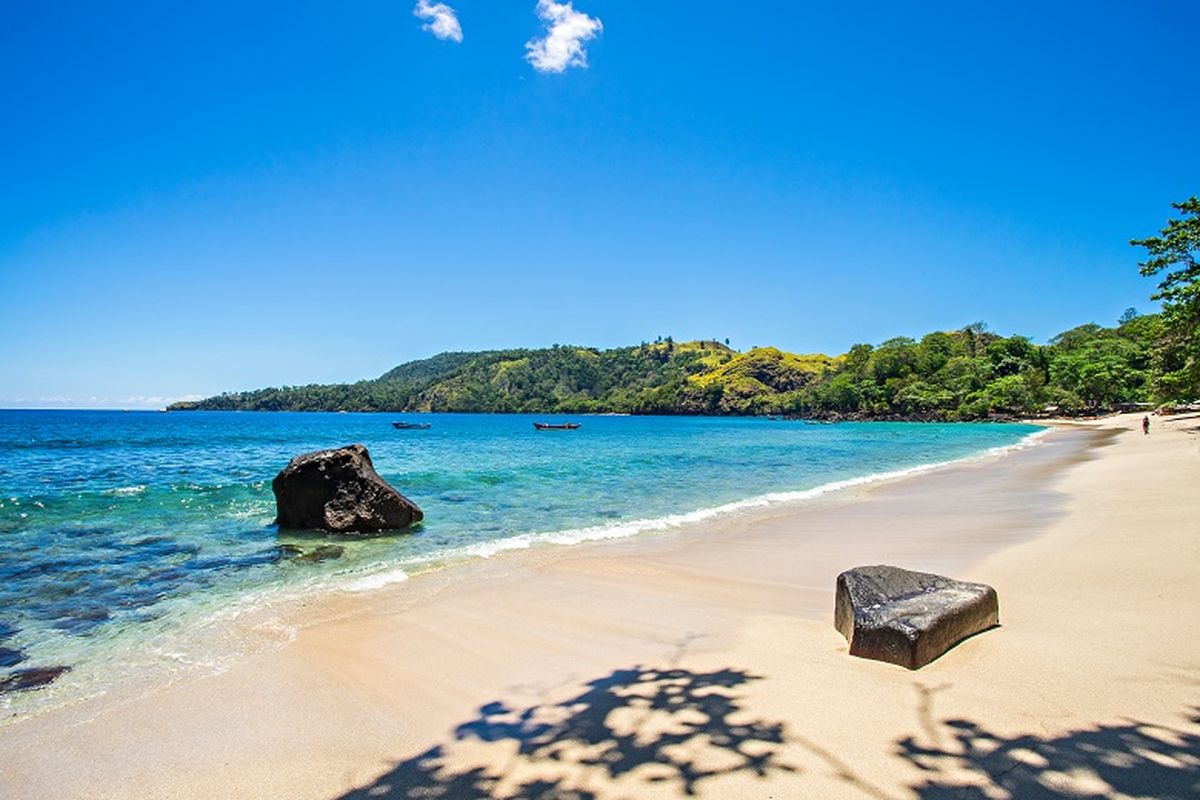 Keindahan panorama Pantai Pulisan di Likupang, Minahasa Utara