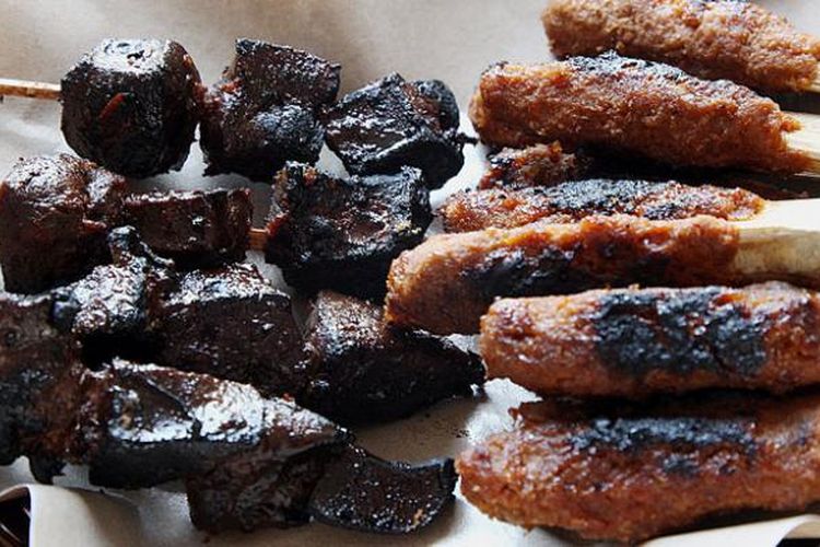 Sate Rembiga di Lombok. Salah satu jajanan khas Lombok.