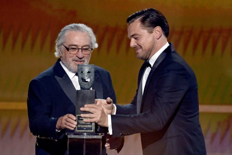 Leonardo DiCaprio dan Robert De Niro di Screen Actors Guild (SAG) Awards ke-26, 19 Januari 2020