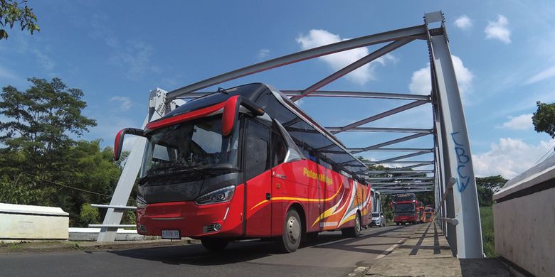 Putera Mulya luncurkan 12 unit bus baru untuk berwisata
