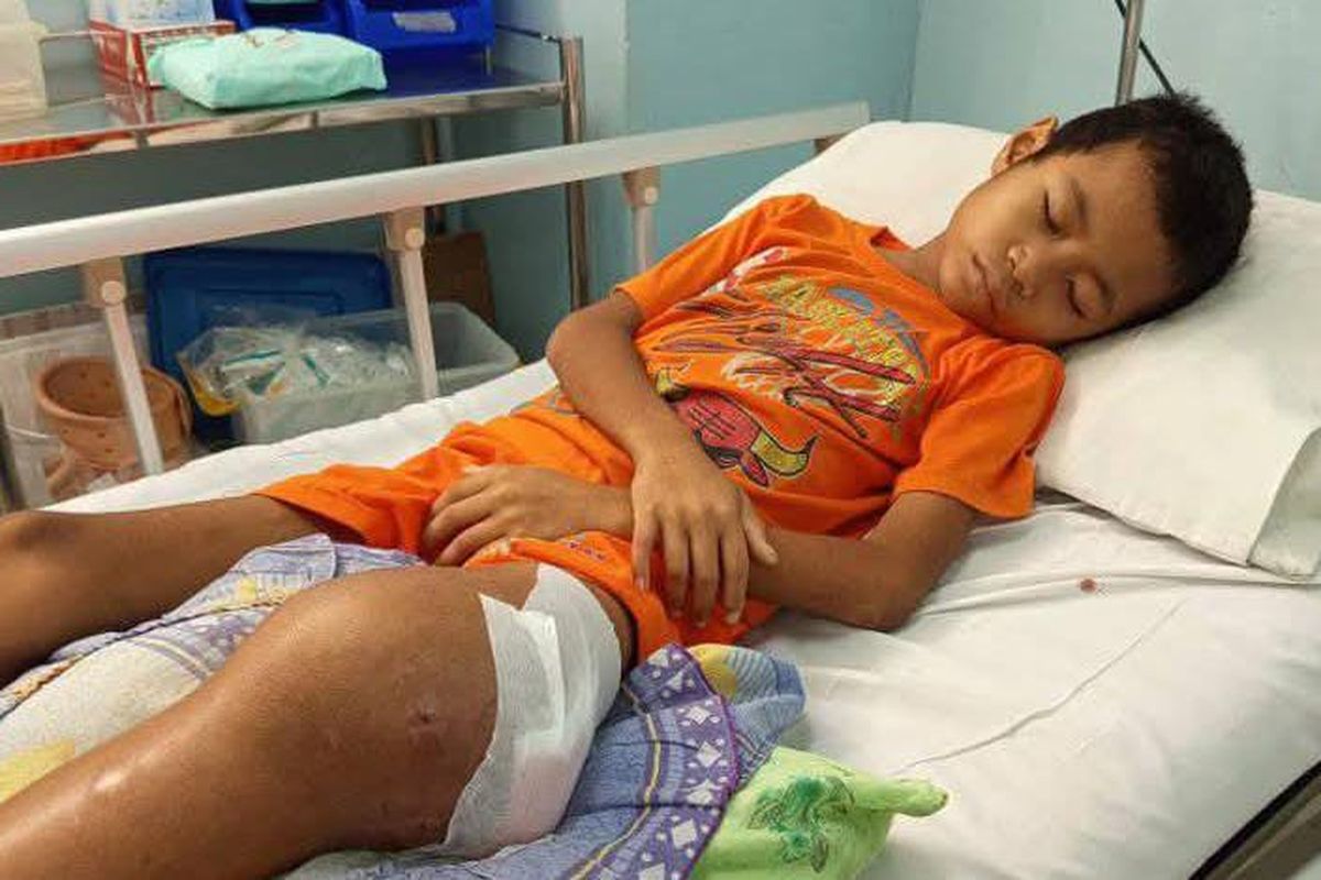 Afrianus Ronal (10), seorang anak yatim piatu asal Wangkung, Desa Pota, Kecamatan Boleng, Kabupaten Manggarai Barat, NTT.