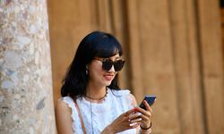 5 Kebiasaan Chatting yang Menandakan Seseorang Tertarik Padamu