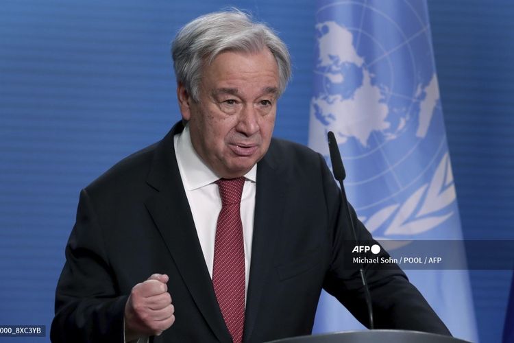 Sekretaris Jenderal Perserikatan Bangsa-Bangsa (PBB), Antonio Guterres berbicara di depan parlemen Jerman dalam pidatonya untuk menandai 75 tahun sejak berdirinya PBB, pada Jumat (18/12/2020).