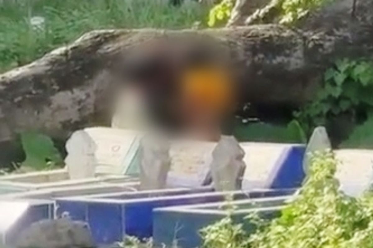 Viral, Video 2 Bocah di Makassar Berbuat Asusila di Area Perkuburan Halaman  all - Kompas.com
