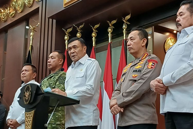 Menko Polkam: Hadirnya TNI-Polri di Papua untuk Berikan Perlindungan Masyarakat