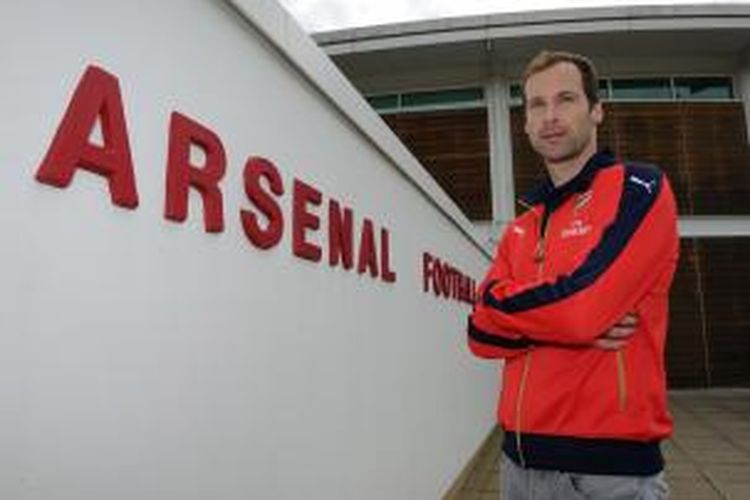 Kiper anyar Arsenal, Petr Cech. 