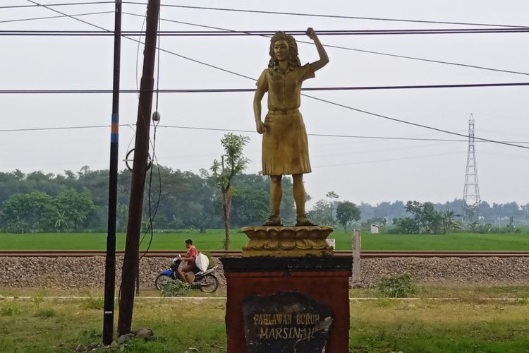 Patung Marsinah di Desa Nglundo, Kecamatan Sukomoro, Kabupaten Nganjuk, Jawa Timur