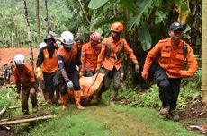Sayap Bangkai Pesawat Timpa Permukiman Warga di Kemang Bogor Imbas Puting Beliung, Total 55 Rumah Rusak