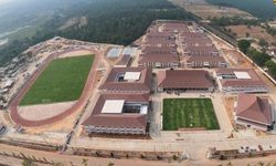 25 Sekolah Rakyat Dibekali Lapangan Bola Standar FIFA