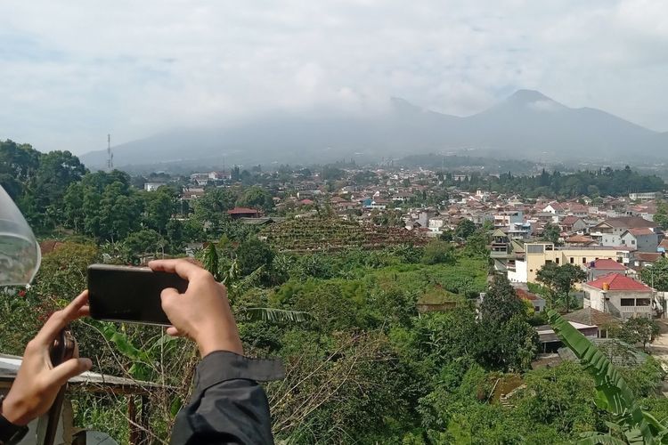 Wisata Murah Panorama Mewah, Cara Bumdes Gadog Kelola Potensi Alam Desa