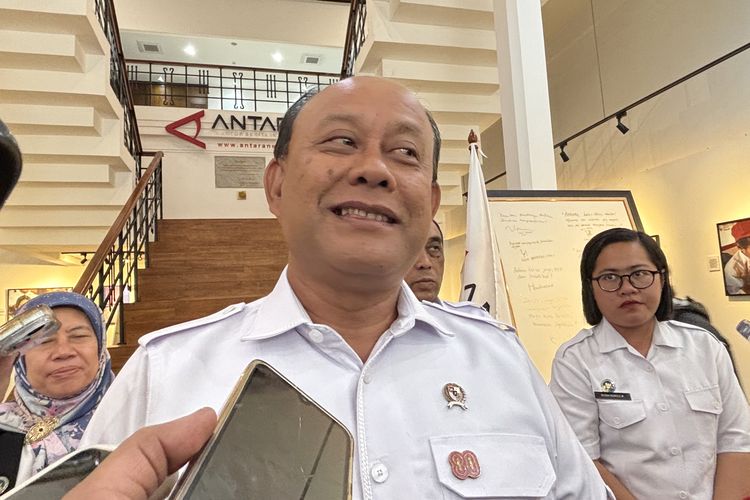 Kepala Badan Gizi Nasional (BGN), Dadan Hindayana,  menyebut anggaran MBG per hari capai  Rp 1,2 Triliun