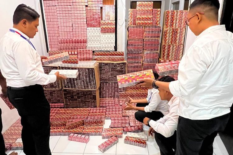 Polda NTT Bongkar Peredaran Rokok Ilegal di 4 Kabupaten, Sita 185.420 Batang