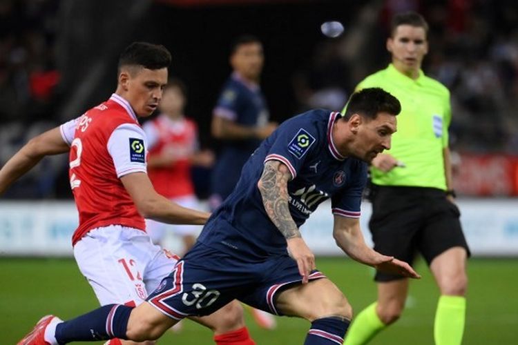 Momen debut Lionel Messi di Paris Saint-Germain dalam laga pekan keempat Ligue 1 2021-2022 kontra Stade de Reims di Stadion Auguste Delaune, Senin (30/8/2021). 