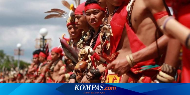 Wah Masyarakat Dayak Dari Malaysia Terpukau Gawai Dayak Di Pontianak
