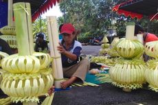 Lestarikan Seni Janur, Ada Festival Penjor di Candi Borobudur