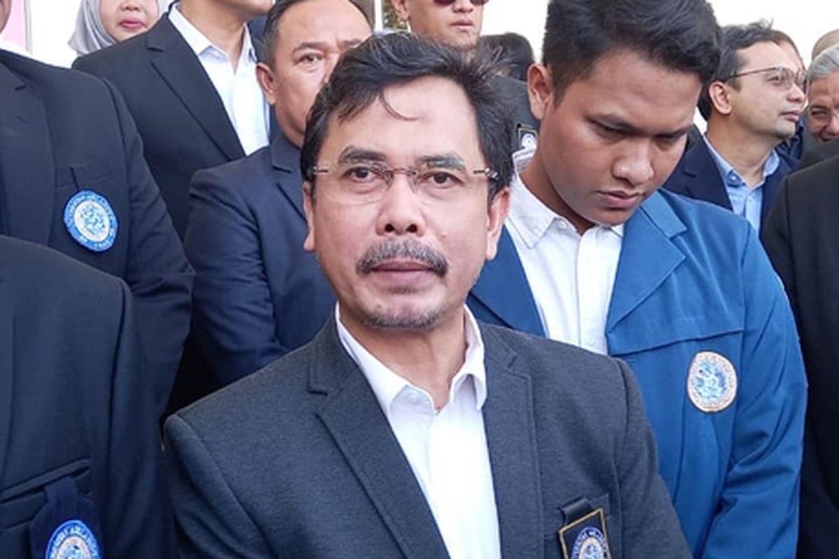 Direktur Kemahasiswaan Unair, Prof Hadi Subhan, Rabu (3/9/2025).