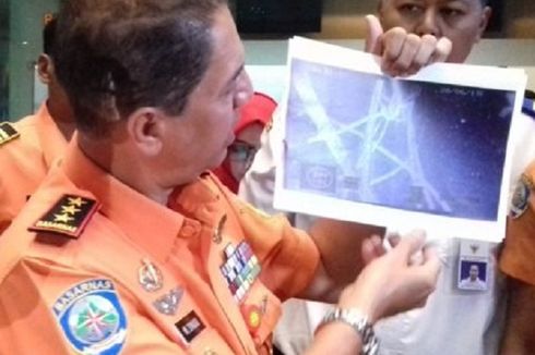 Selain Badan Kapal, Basarnas Juga Temukan Jasad Korban KM Sinar Bangun